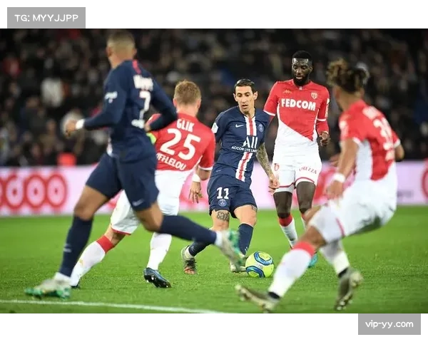 朗斯门将里塞扑出法蒂点球，助球队客场大胜摩纳哥